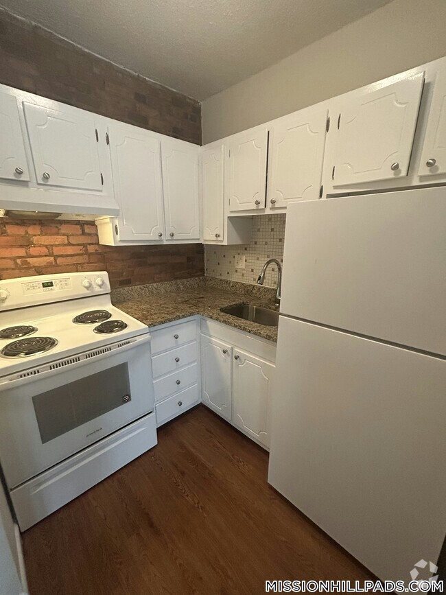 Building Photo - 66 S Huntington Ave Unit 14 Rental