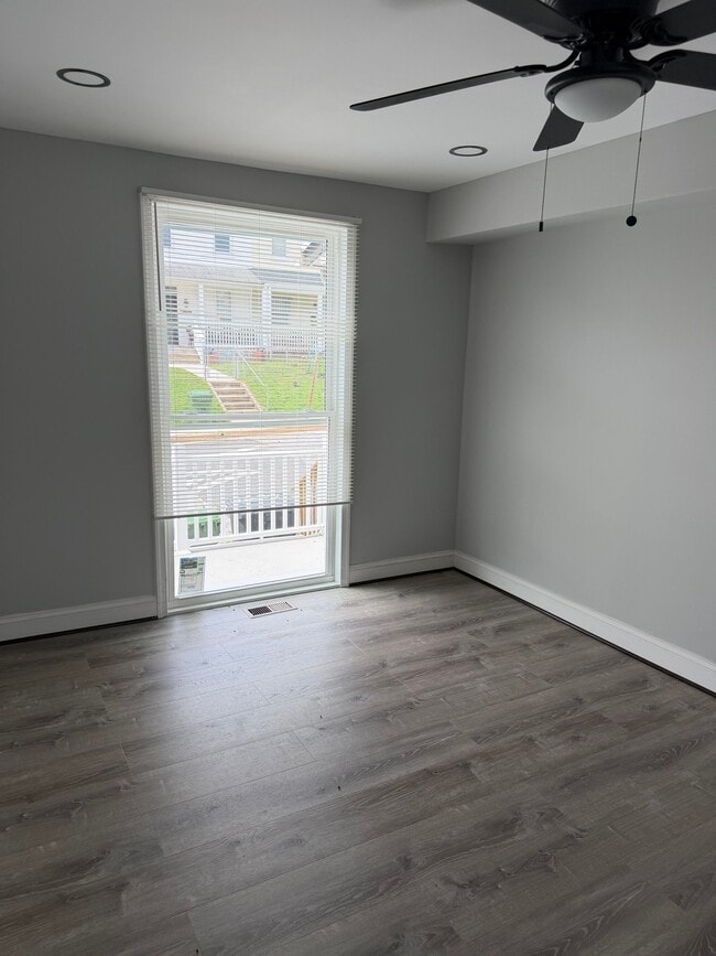 Photo - 1134 Montpelier St