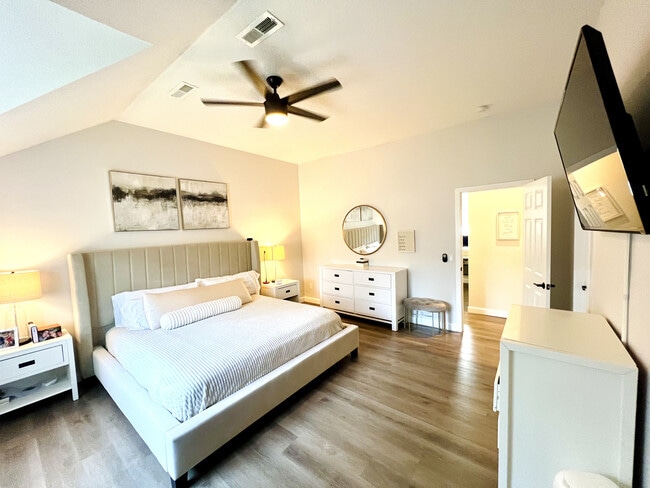Master Bedroom - 3200 Madison Ave Condo Unit 23