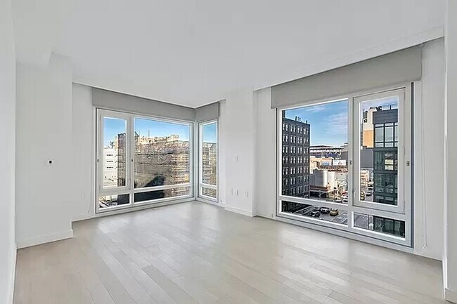 572 Eleventh Avenue - 572 Eleventh Avenue Apartment Unit 8P
