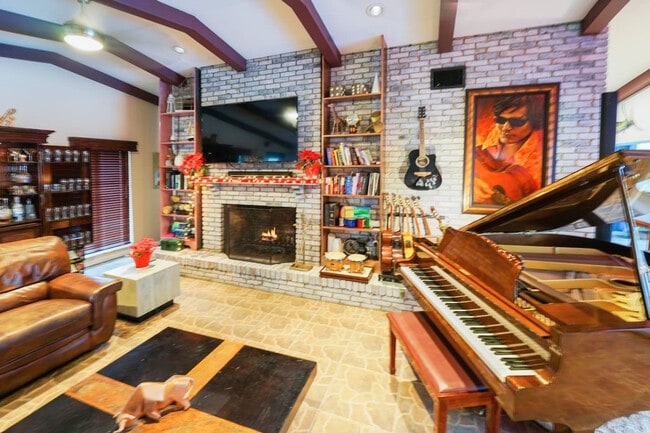 Photo - 4501 Briarcliff Ln Unit SI ID1369675P