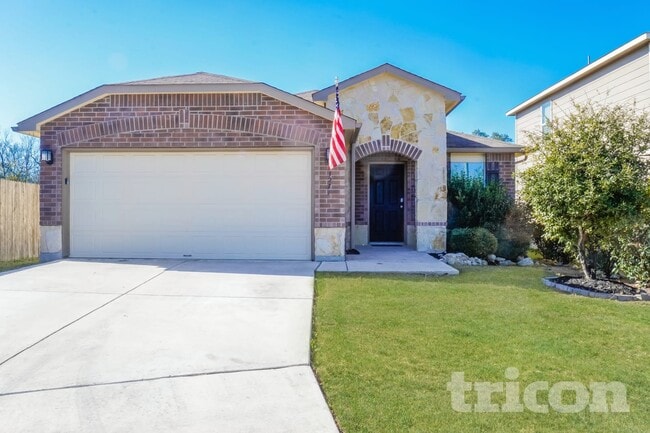 Building Photo - 13271 Cipresso Palco