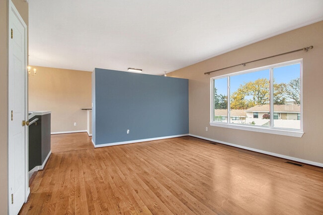 Photo - 3124 Hawks Ave