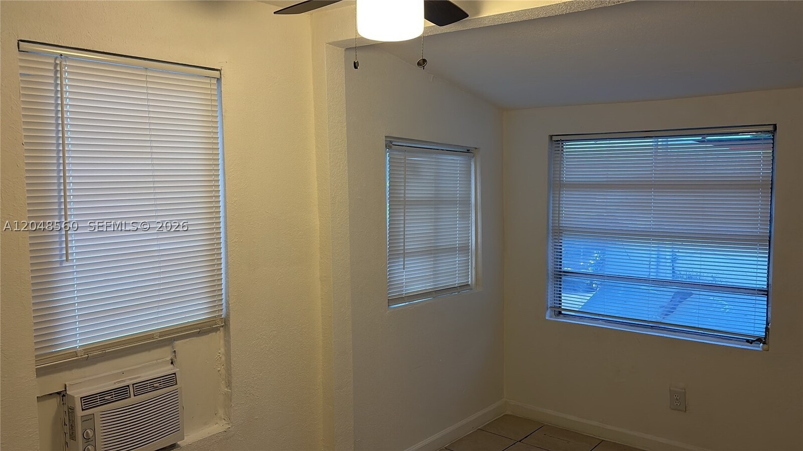 Photo - 179 NE 53rd St Unit U