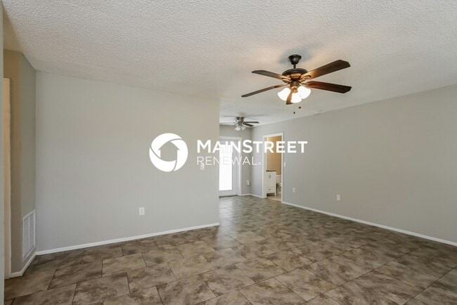 3 Bedroom Pet-Friendly Home in Sarasota, FL with Main Street Renewal