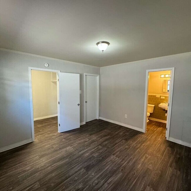 Photo - 2582 Alcott Rd Unit A