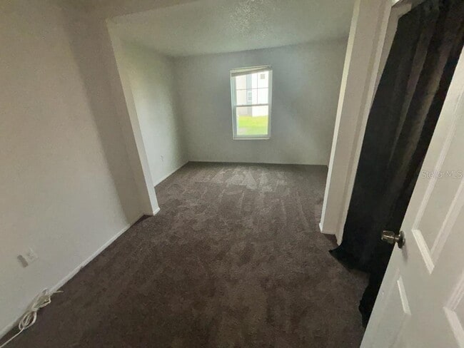 Photo - 834 Sky Lake Cir Unidad B