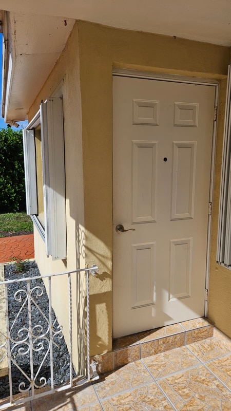 Photo - 951 W 53rd St Unidad 1