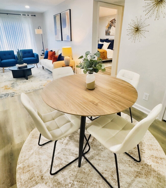 Comedor - Stonebrook Gated Community