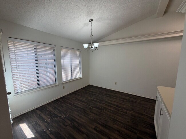 Photo - Beautiful Townhouse off Frankford!