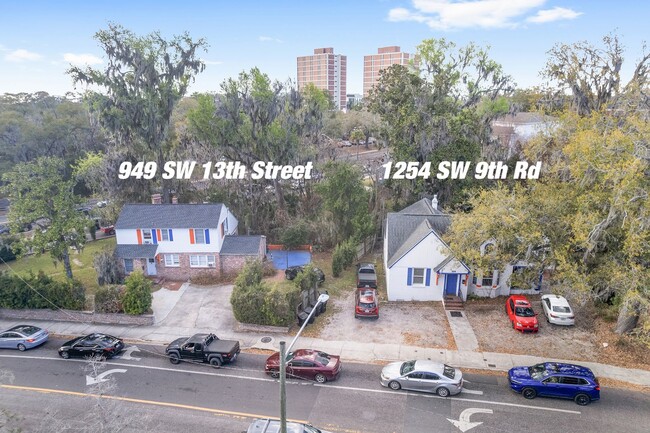 Building Photo - 1254 SW 9th Rd