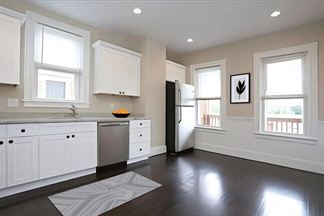 Photo - 41 St Edward Rd Unit 3