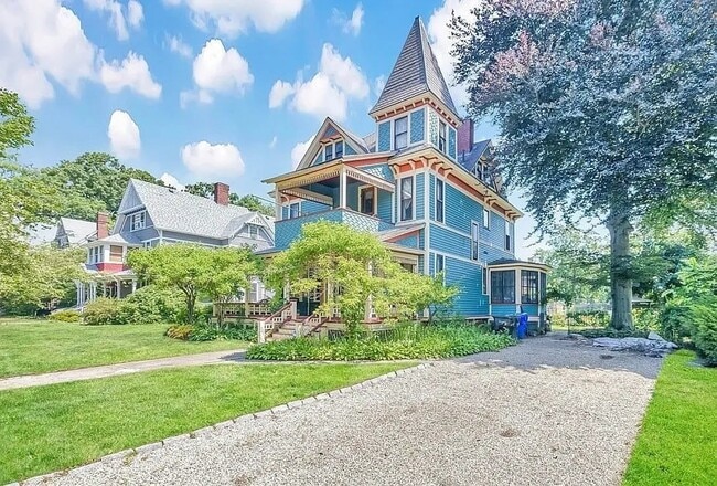 Photo - 161 Florida St