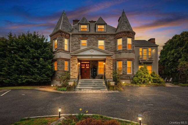 Building Photo - 61 Orchard Ave Unit 1A