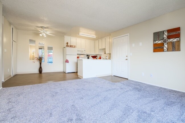 Photo - Hunter's Landing Apartments