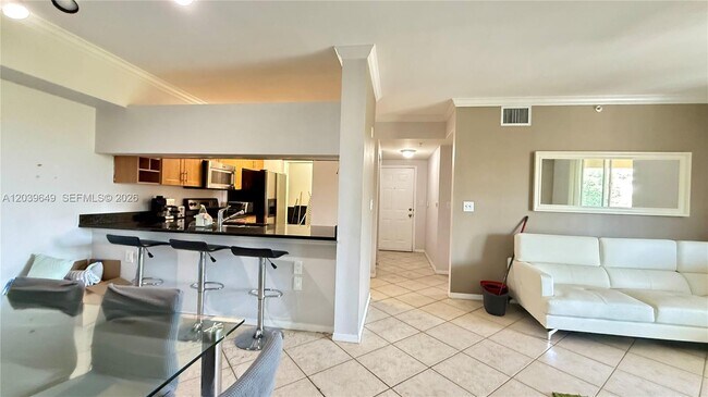 Building Photo - 6458 Emerald Dunes Dr Unit 303