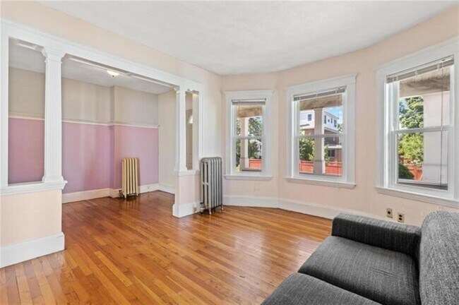 Photo - 138 George St Unit 1