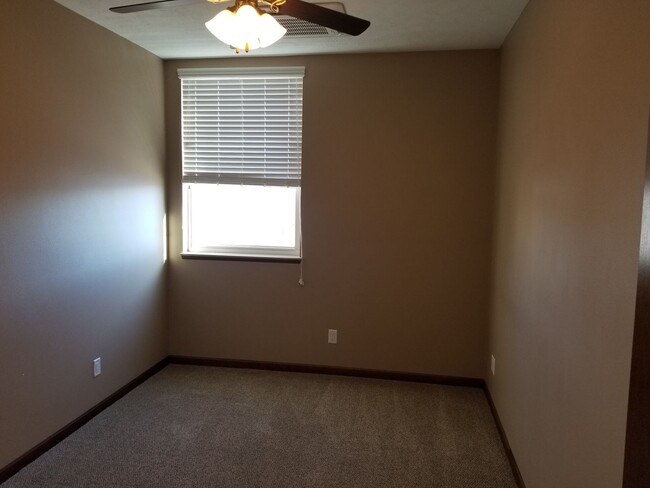 Photo - eld105 Unit Apt 01