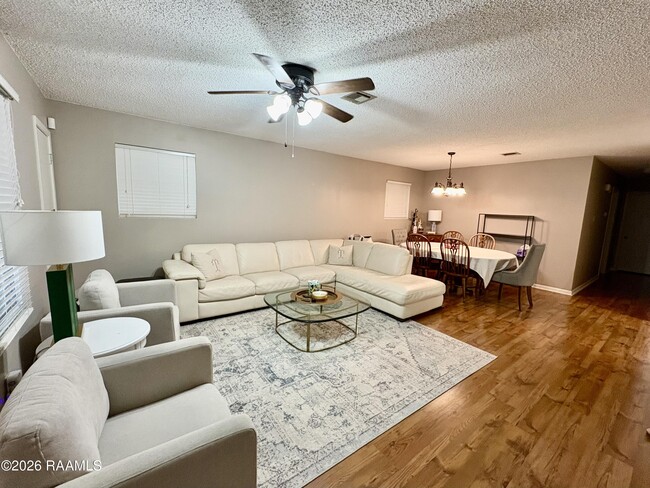 Photo - 103 Brookwood Cir