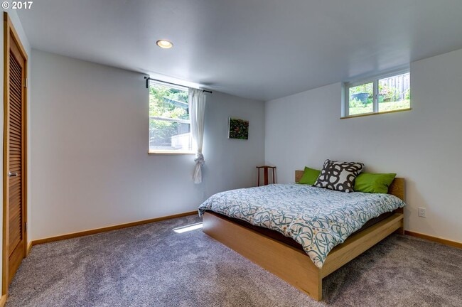 Photo - 9305 SW View Point Ter