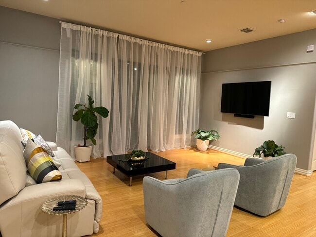 Photo - 2312 Camden Dr