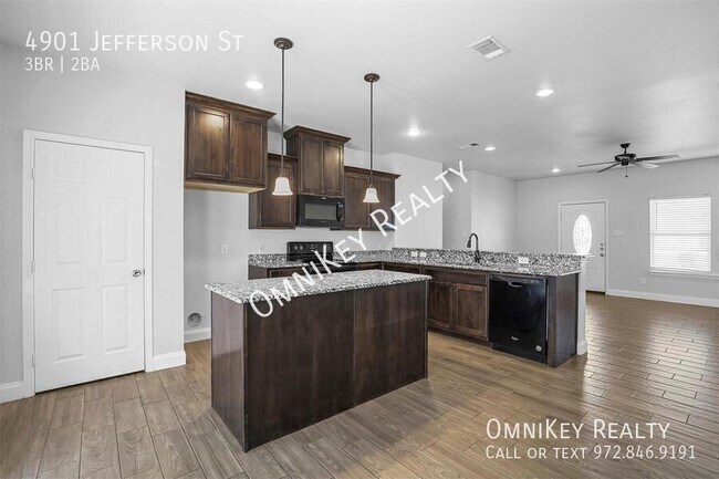 Photo - 4901 Jefferson St