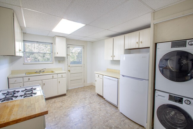 Photo - 421 S Trenton Ave Unit 1