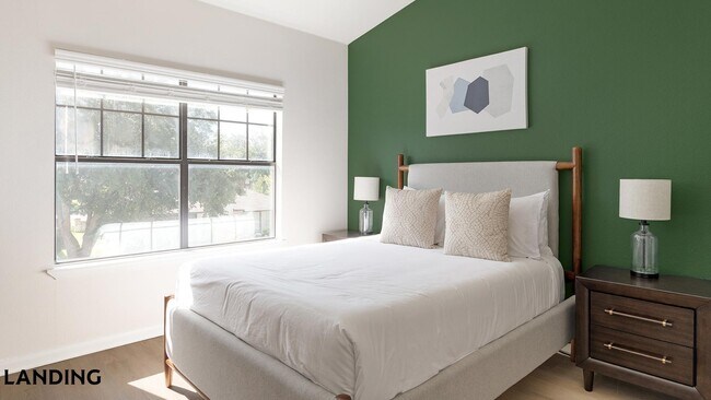 3232 N Garland Ave Unit 10-82BW