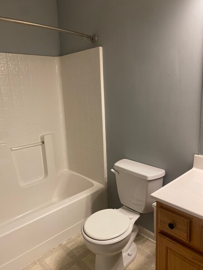 Photo - 246 N Ferrel St