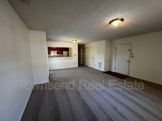 Photo - 1031 Ancestry Dr