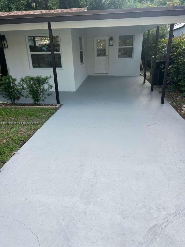 Photo - 535 NW 23rd Ave
