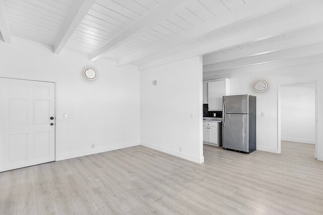 Photo - 3324 Drew St