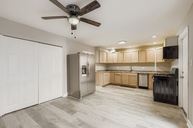 Photo - 8001 S Essex Ave