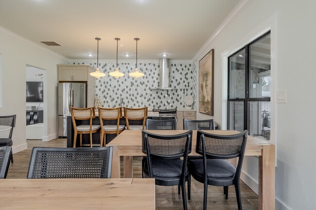 Clubhouse Kitchen