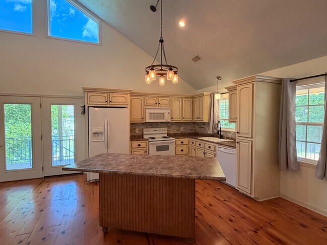 Photo - 505 Waterway Dr