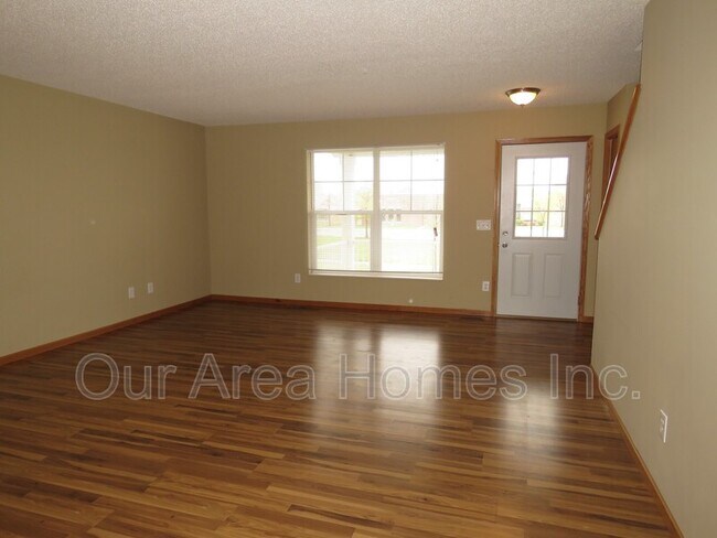 Photo - 2880 Clover Ridge Dr