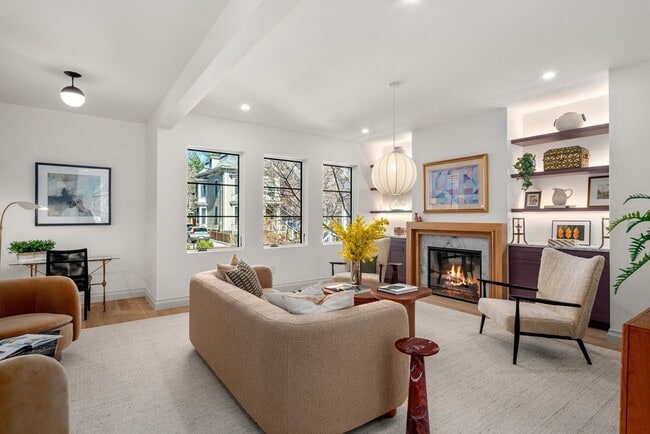 Photo - 18 A Clinton St