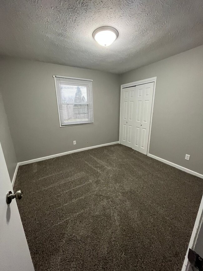 Photo - 30-32 Morehouse-NOREMAC Unit 32 Morehouse Ct.