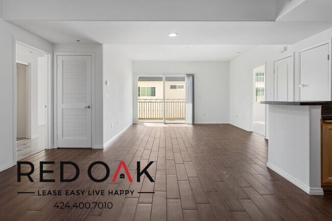 Building Photo - 11925 Kling St Unit 111