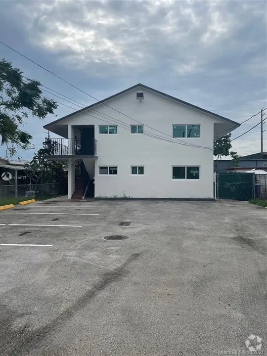 Building Photo - 2622 NW 24th St Rental
