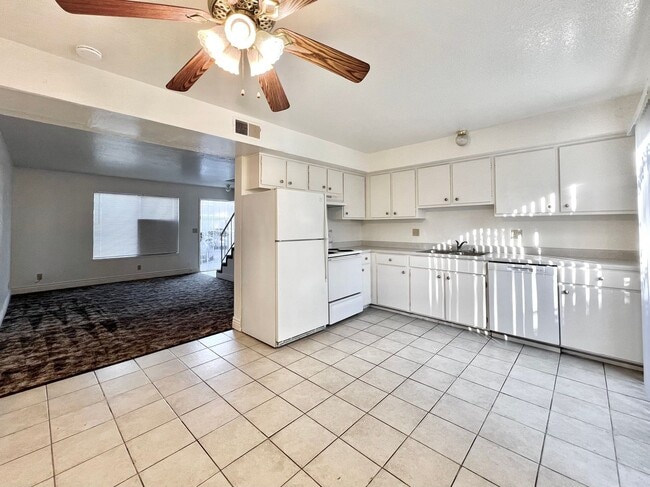 Photo - Apartment for Rent Unit 9