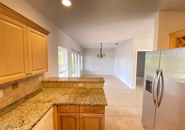 Photo - 428 Chamonix Ave S