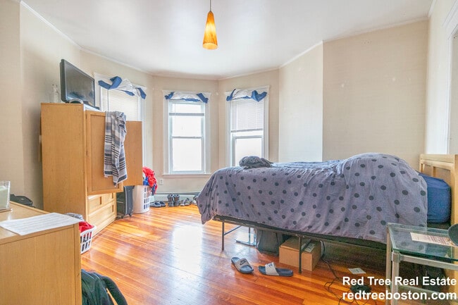 Photo - 2 Elton St Unit 1