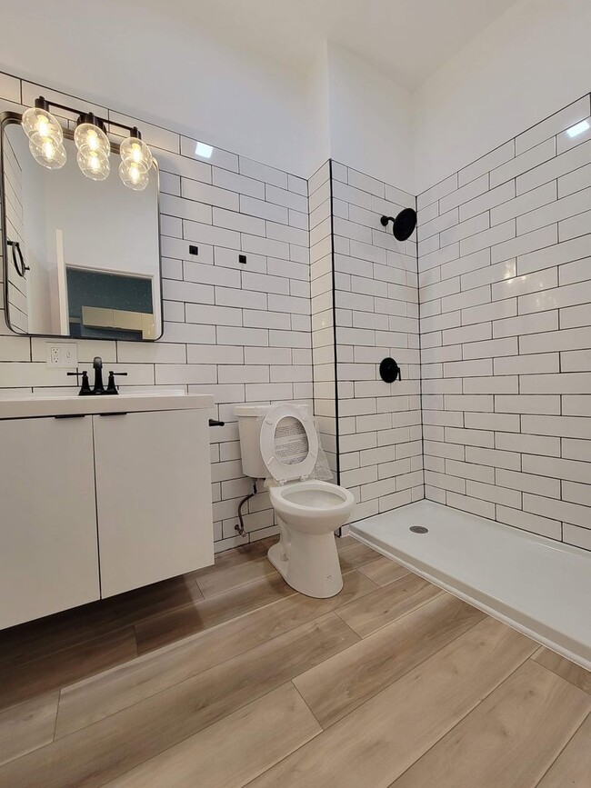 Photo - 1001 W 31st St Unit 3108 S Morgan 2 (G)