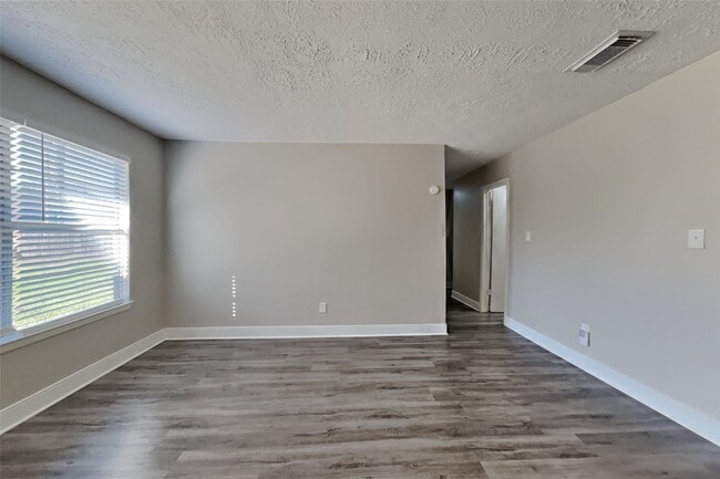 Photo - 11615 Bonaparte Dr