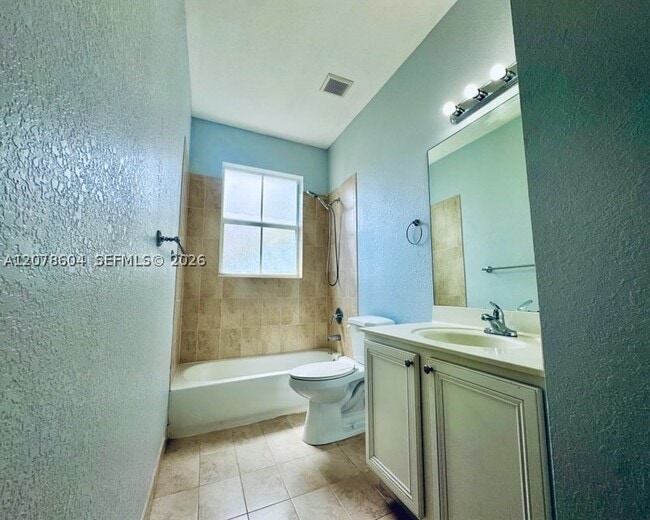 Photo - 1035 NE 207th Terrace