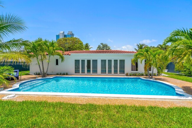 Photo - 1540 SE 23rd Ave House