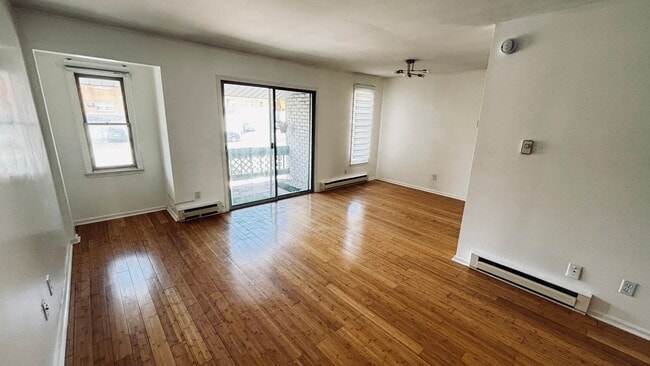 Photo - 1335 S Howard St Unit 1335 S Howard 2