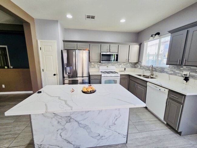 Photo - 3760 Candytuft Ridge Ave