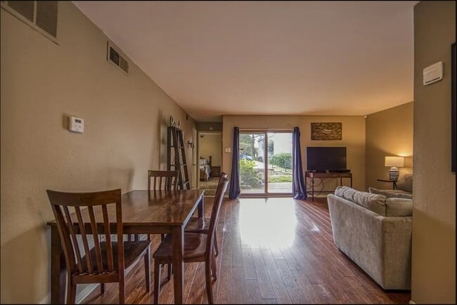 Photo - 6774 Enchanted Oak Pl Unit 3